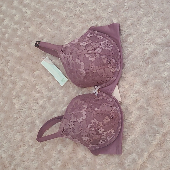 Victoria's Secret Other - Body by Victoria Lightly Lined Smooth Lace and Demi Bra